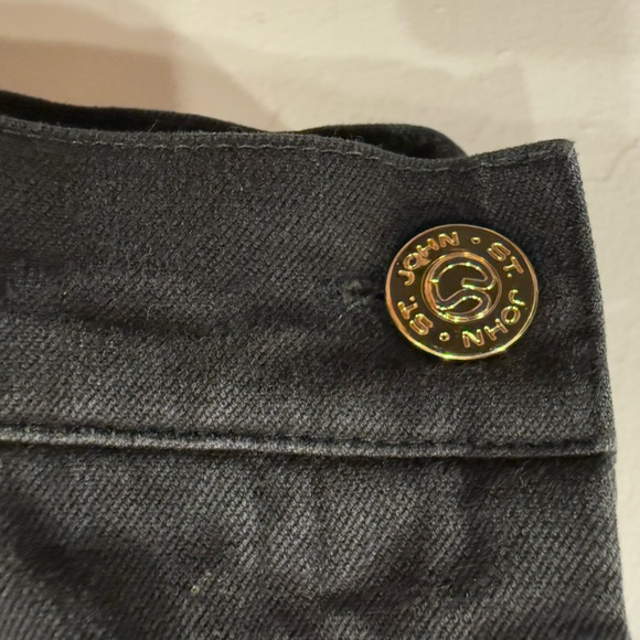 St. John Black Straight Leg Women's Jeans - Picture 4 of 6